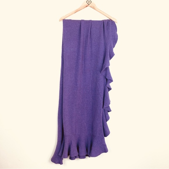 Magaschoni purple ruffled cashmere wrap